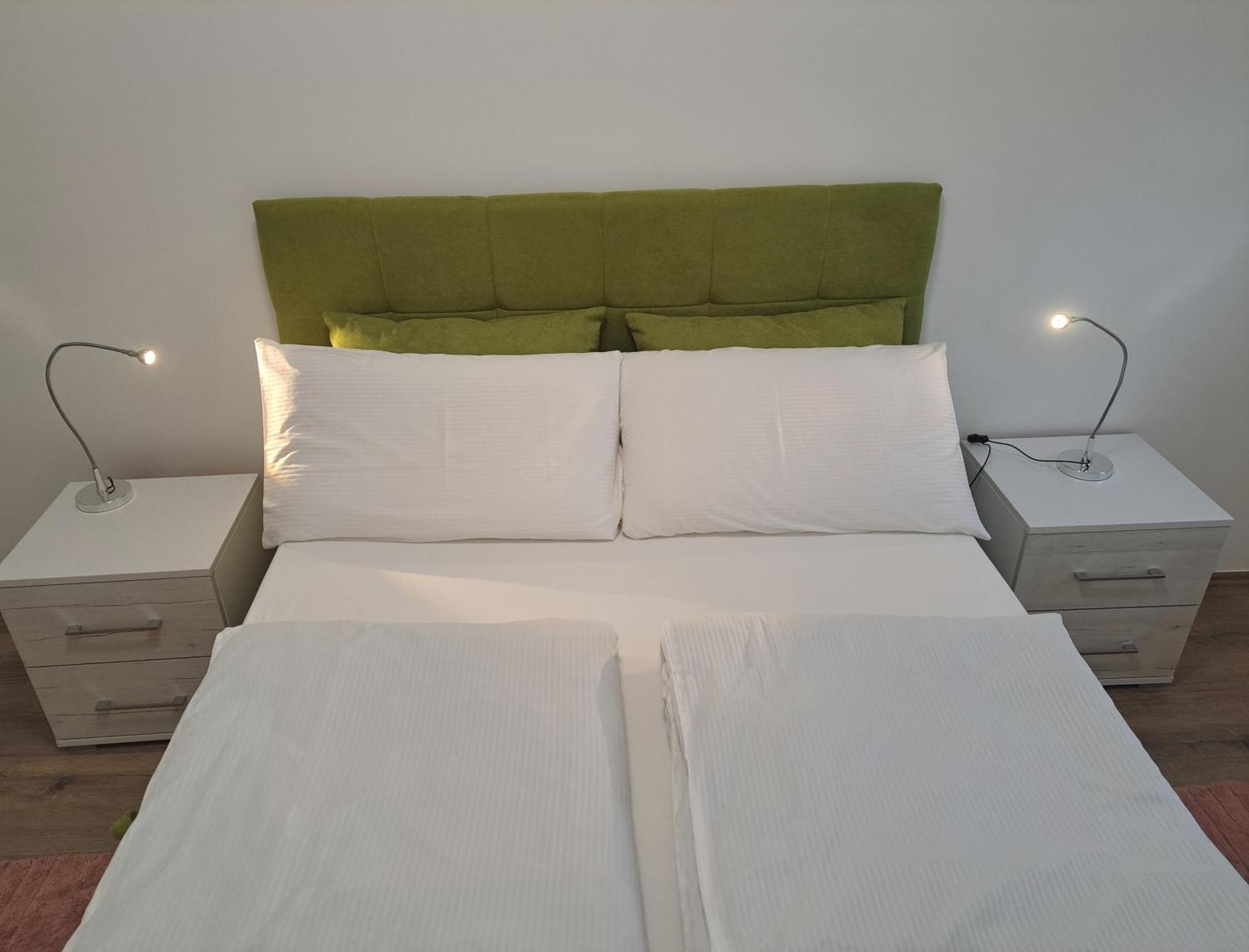 Renome Apartmani Banja Koviljača Exterior foto